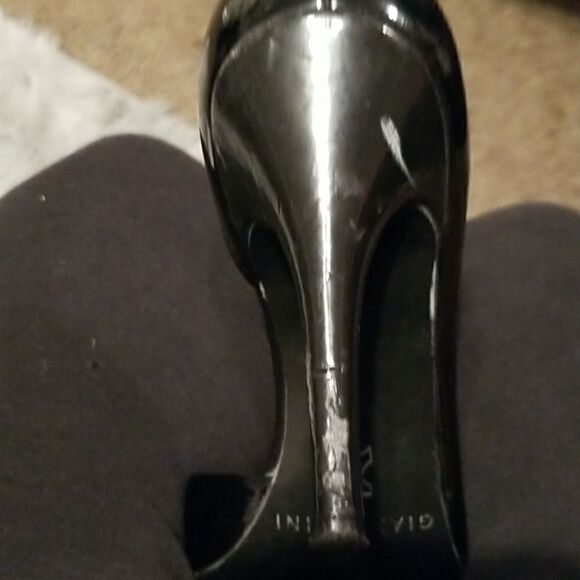 Gianni Bini Black Open Toe Heels - Picture 4 of 7